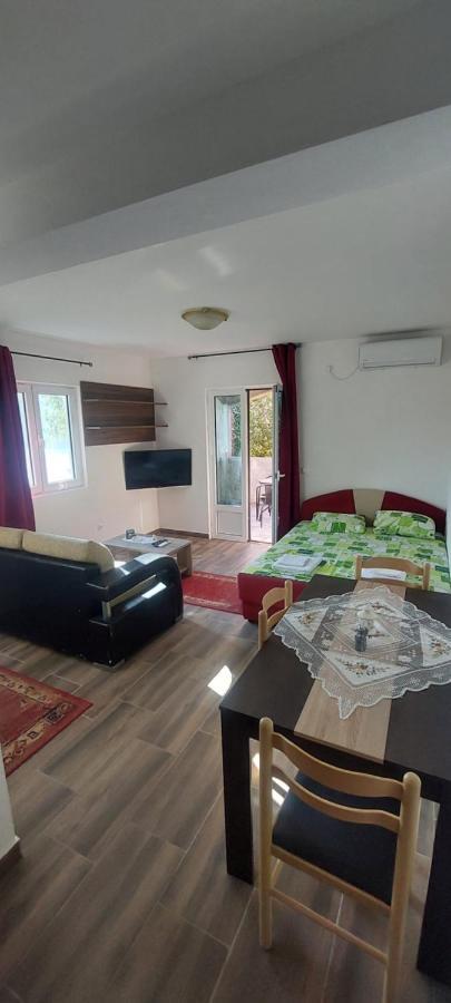 Samardzici Apartment Risan Exterior foto